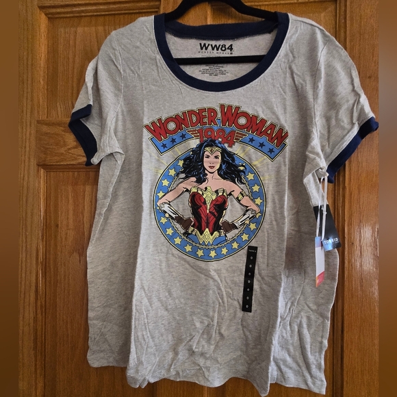 torrid Tops - Wonder Woman 1984 Graphic Tee - Gray